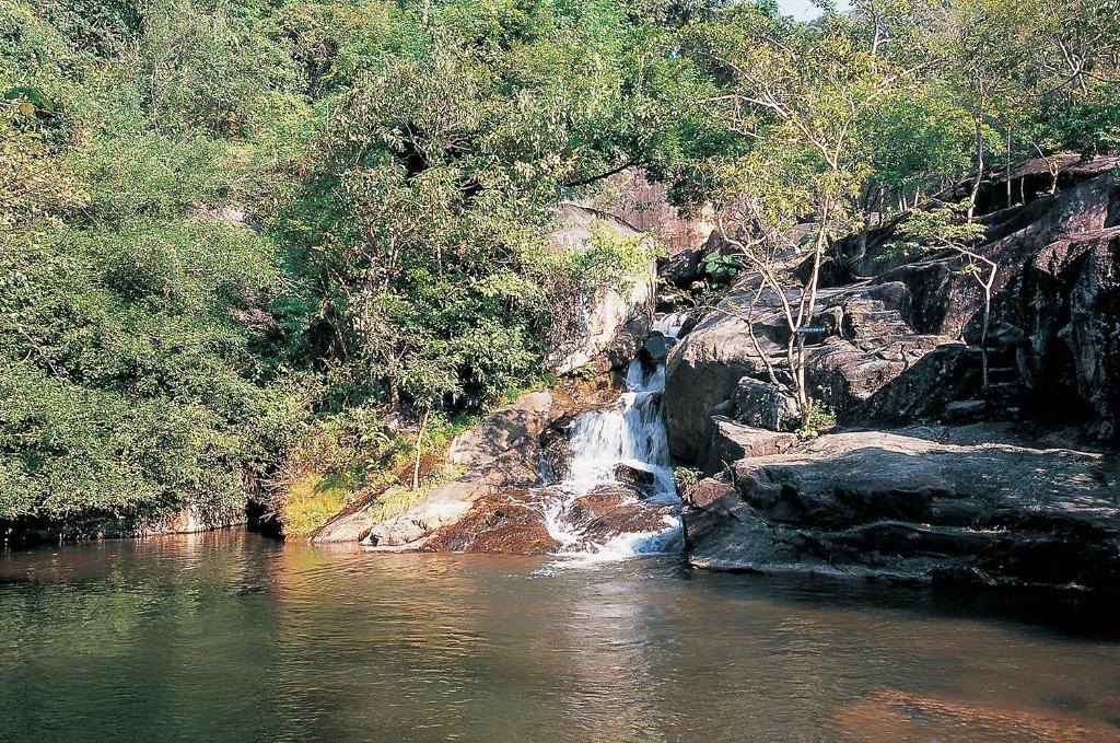 Tri-Shawa Resort Klong Wan Bagian luar foto